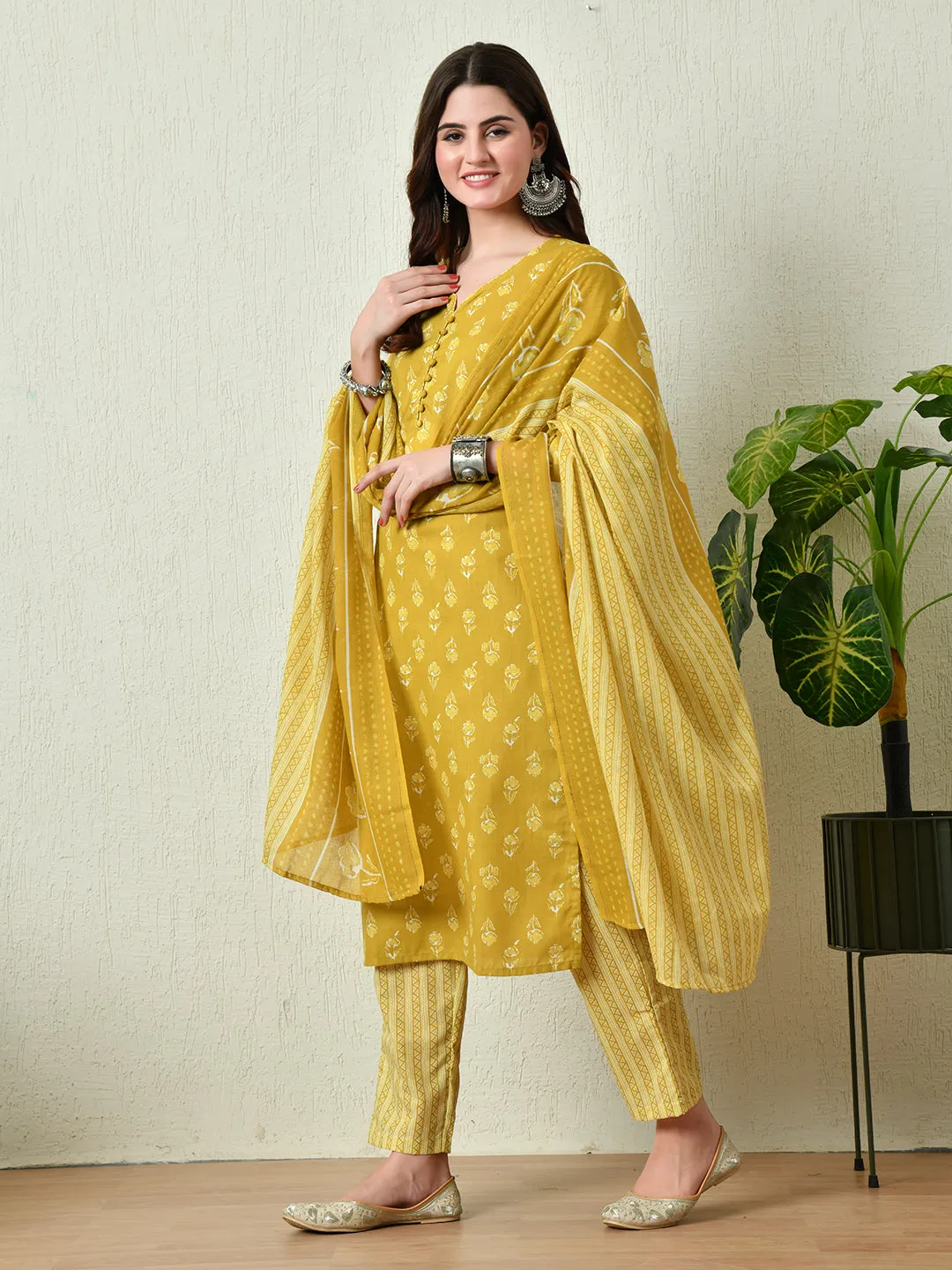 Mustard Kurta Pant With Dupatta Set