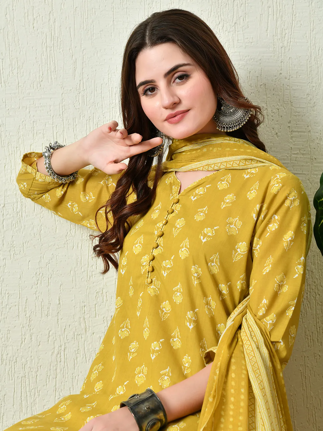 Mustard Kurta Pant With Dupatta Set