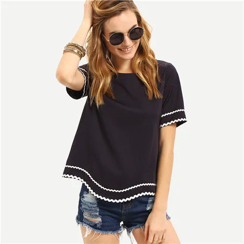 SHEIN Women New Arrival Fashion Tops Ladies Tee Shirts Round Neck Navy Waved Print Trim Short Sleeve Casual T-shirt