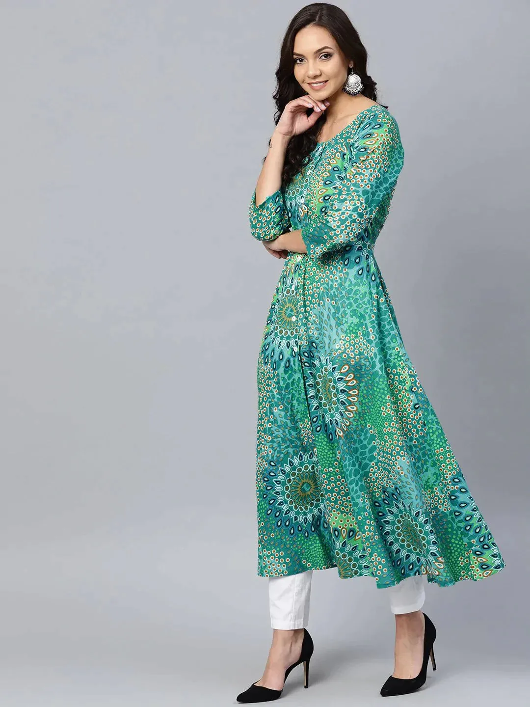 Women Green & White Printed Flared Kurta