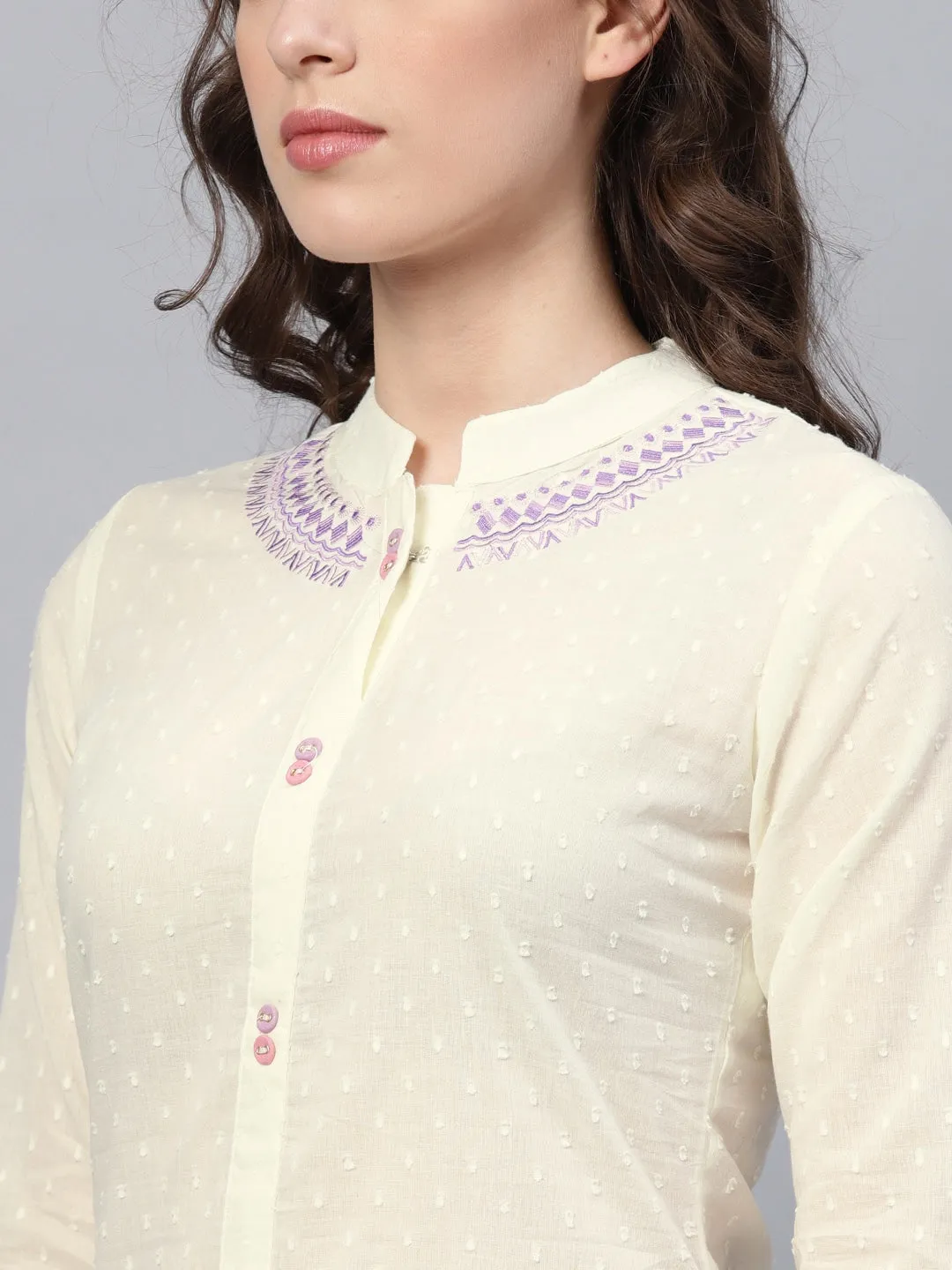 Women Off-White Straight Kurta